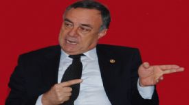 CHP�li �zt�rk: Meclis Ba�kan� �iftli�in Kahyas� De�il  