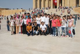 Başkan tarhan’ın Çocuklara Anlamlı Armağanı