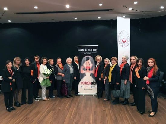 �KIZ �OCUKLARI ���N ANLAMTA�IYAN G�R�N B�Z� PROJESݔ MERS�N�DEYD�