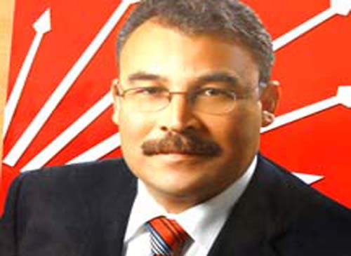 Dr.Hasan K�l���n adayl��� sevin�le kar��land� 