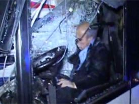 Mersin’den hareket eden yolcu otob�s Ankara�ya giderken Aksaray ��k���nda  kaza yapt�