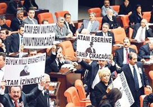 H�k�metin a��l�mda 10 Kas�m inad�