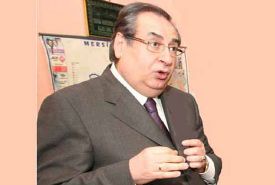 �l Se�iminde tarafl� davranan M.�zcan kurultay delegeli�ini mahkeme karar� ile elde ettid��t� 