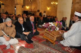 Tarsus’un kurtuluş etkinliklerinde şehitlerimiz için mevlit okutuldu