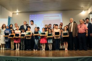 Akdeniz Belediyesinden küçük ressamlara tablet