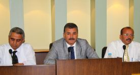 Ba�kan Tuna�dan B�y�k�ehir�e su�lama 