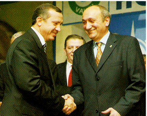 Mersin �niversitesi Hem�irelik Fak�ltesi �lk Mezunlar�n� Verdi