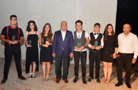 Geleceğin tiyatrocularına ödül 