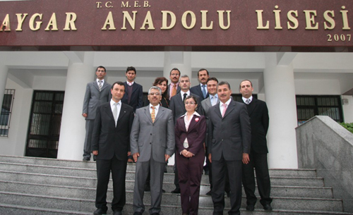 Ba�kan Tuna ��retmenler g�n�n� kutlad�