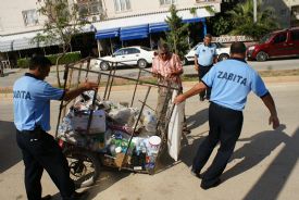 Belediye ve Emniyet M�d�rl����nden ortakla�a �al��ma