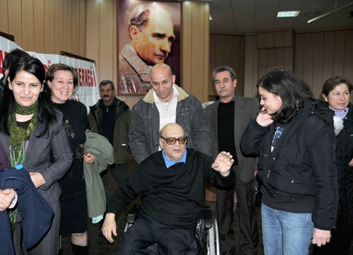 Prof Dr Tanilli Mersin�deydi  