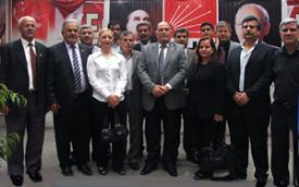 �nal Uyar Ba�kanl���nda CHP Akdeniz �l�e yeniden olu�tu 