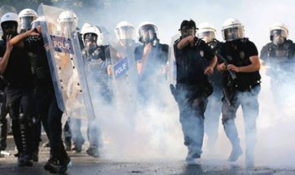 Dünya Türkiye’yi izliyor