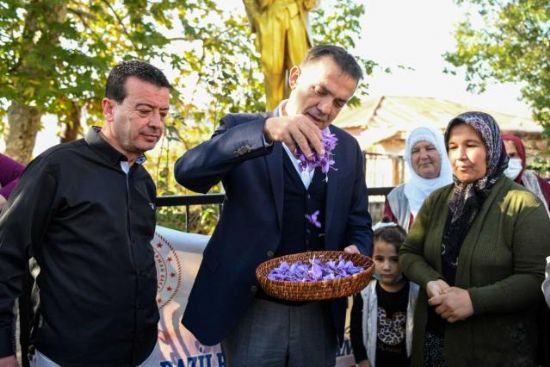 K�LOSU 70 B�N TL YEN��EH�R�DE �LK HASAT 