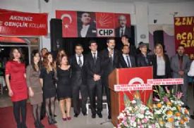CHP’liler dayanışma gecesinde buluştu.