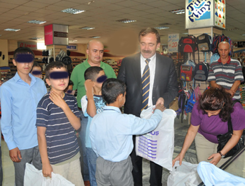 Ba�kan T�rk ��rencileri Yine Sevindirdi