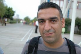 Gazeteci Erol �zay’dan 