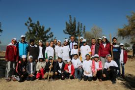  BAŞKAN TUNA: “ÇOCUKLARIMIZI SOKAĞA DEĞİL, YEŞİLE ÖZENDİRELİM”