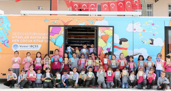 B�Y�K�EH�R�DEN ��RENC�LERE 10 B�N ADET K�TAP DA�ITIMI