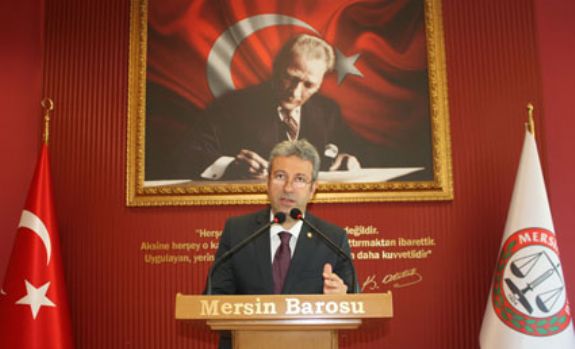 Barosu Başkanı Av. Alpay Antmen Hatay’ın  anavatana katılışının 74.yıldönümünü kutladı