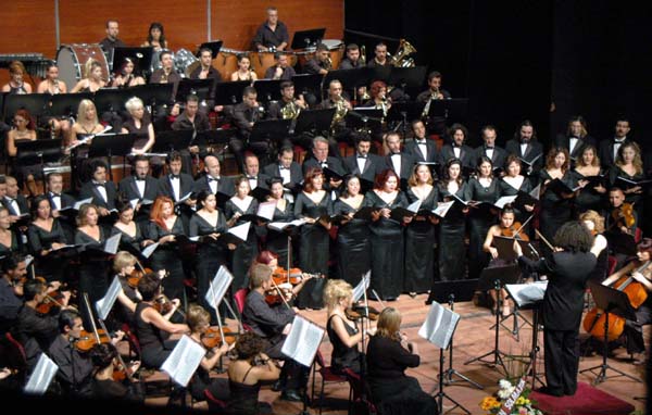 T�rksoy Operas� Mersin�de 