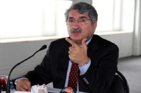 CHP’li SağlaR “Rest çekip özür dilemeye alıştınız”