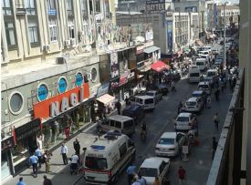 Mersin’de HDP binasında  patlama!