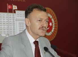 Aytuğ Atıcı işten çıkarılan işçilerin sorununu TBMM’ne taşıdı