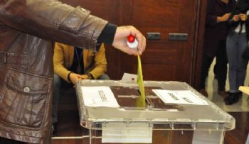 SEÇİM SONUÇLARI AMKETLERDEKİ GİBİ OLMADI