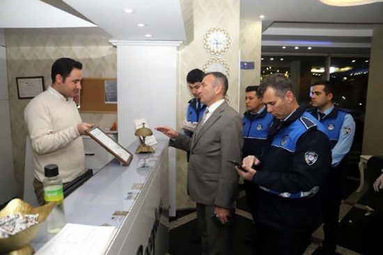  AKDEN�Z ZABITASI�NDAN, GECE 24:00 DENET�M�