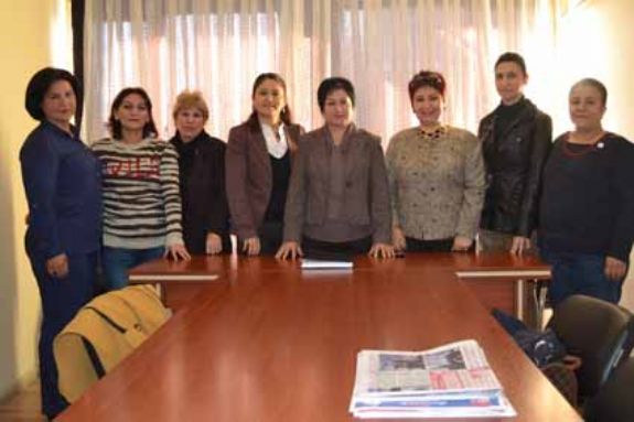 AKDENİZ İLÇE KADIN KOLLARINDA GÖREV DEĞİŞİKLİĞİ