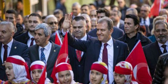 TARSUS’UN KURTULU� YILD�N�M� CO�KUYLA KUTLANDI