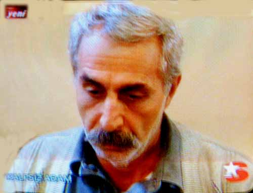 Gazeteci R�za Ak�n��n m�thi� ba�ar�s�.